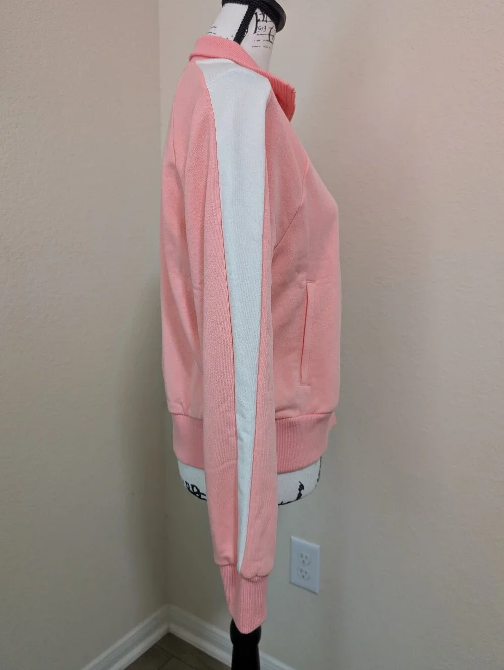 NWT•PUMA Iconic T7 Zip-Up Women's Track Jacket W/Pockets•Peach Smoothie•Small🩷